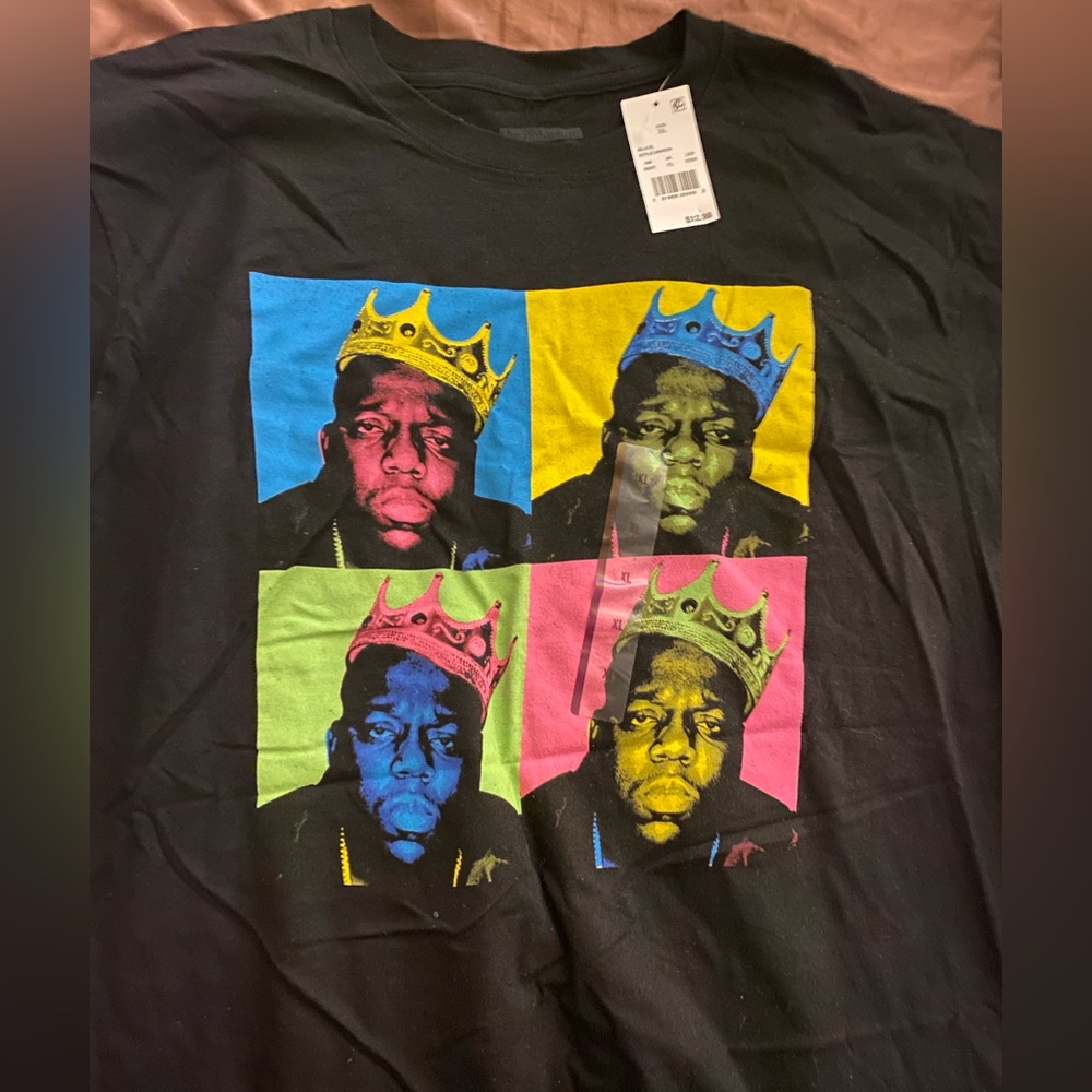 Men’s notorious big shirt